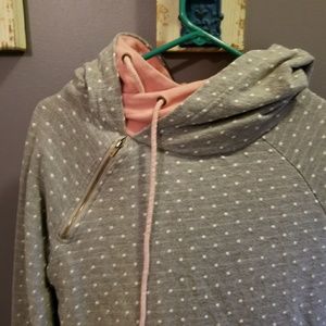 & gray with white polka dot hoodie.